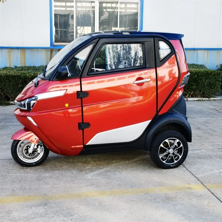 EEC Electric Trike Електричний автомобіль