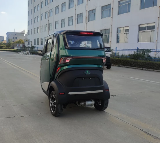 Низькошвидкісний EEC Electric Seden для продажу