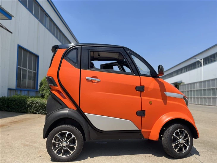 Low Speed Mini Electric Vehicle Small Car For Daily Travel